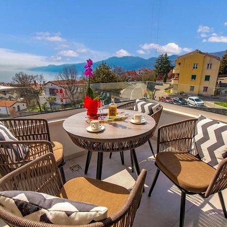 Apartment Top View With Balcony And Private Parking Ριέκα Εξωτερικό φωτογραφία